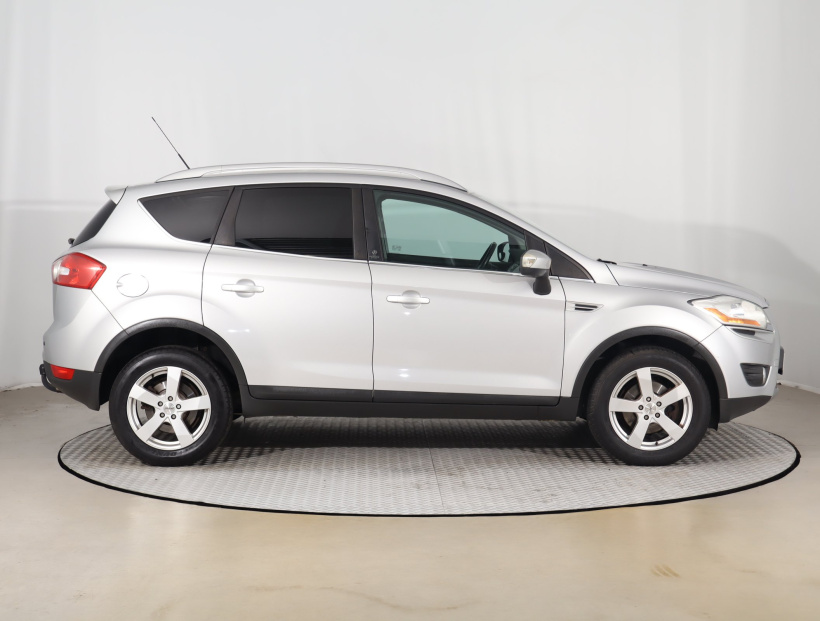 Ford Kuga, 2012
