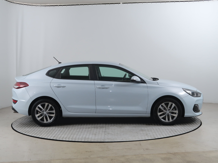 Hyundai i30 Fastback, 2018