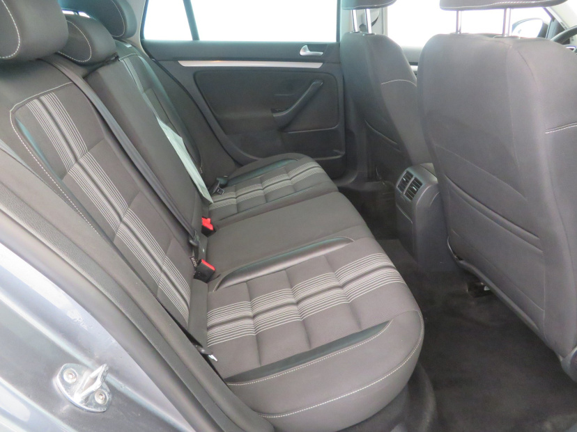 Volkswagen Golf, 2013