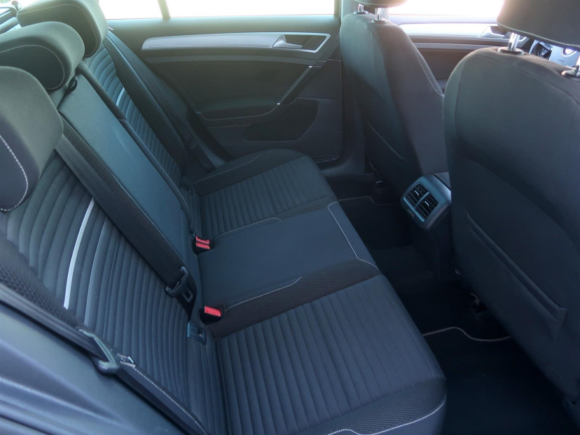 Volkswagen Golf, 2014