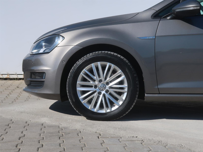 Volkswagen Golf, 2014