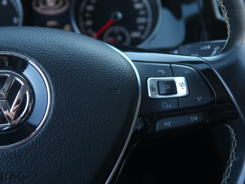 Volkswagen Golf, 2014