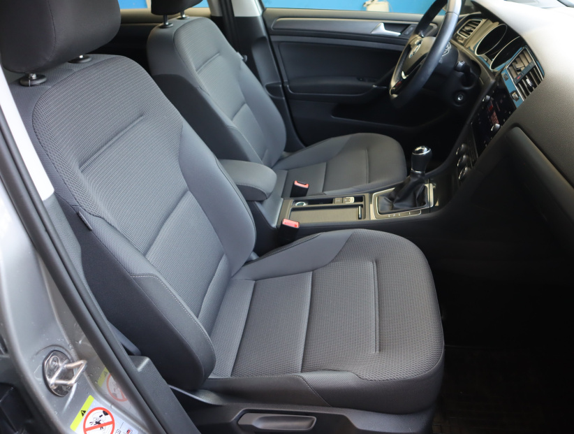 Volkswagen Golf, 2019