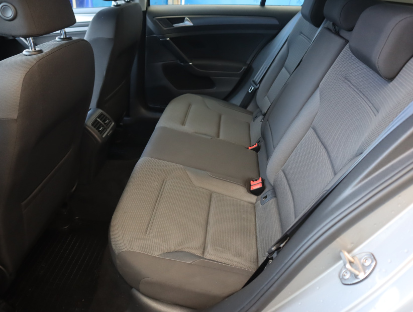 Volkswagen Golf, 2019