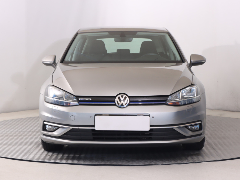 Volkswagen Golf, 2019