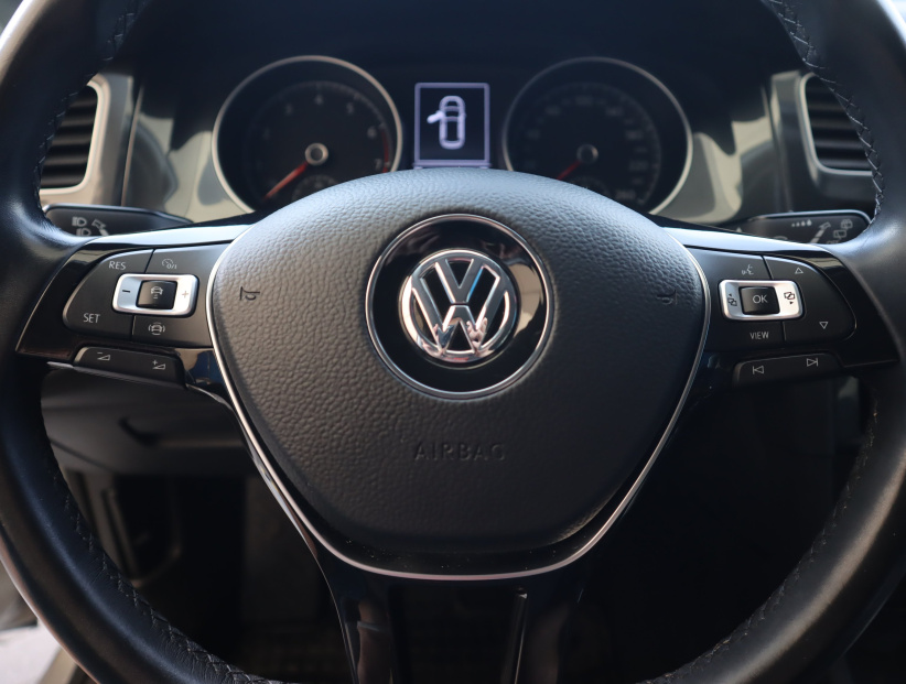 Volkswagen Golf, 2019