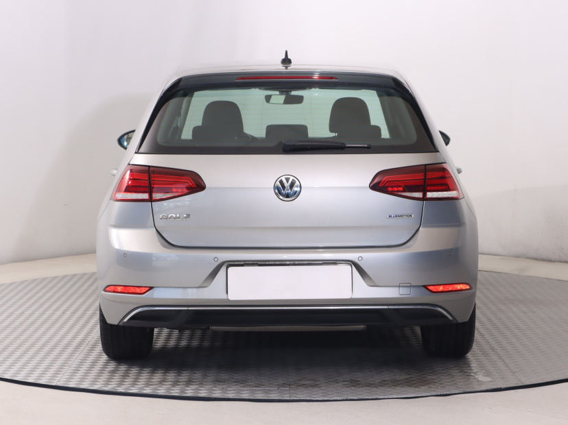 Volkswagen Golf, 2019