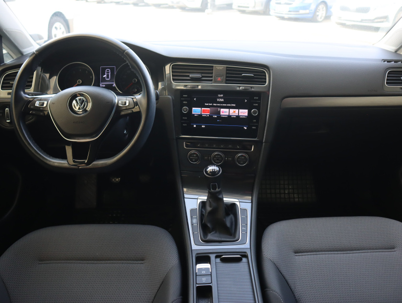 Volkswagen Golf, 2019