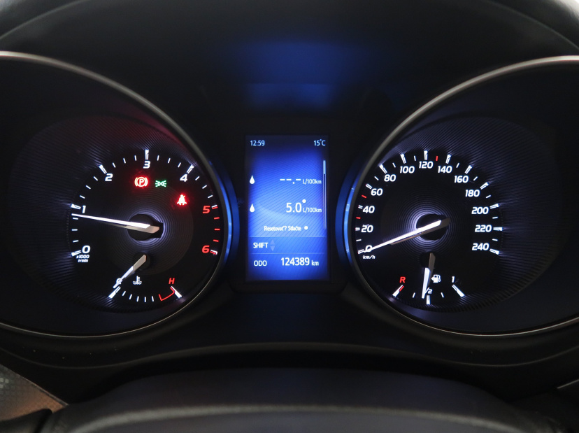Toyota Avensis, 2016