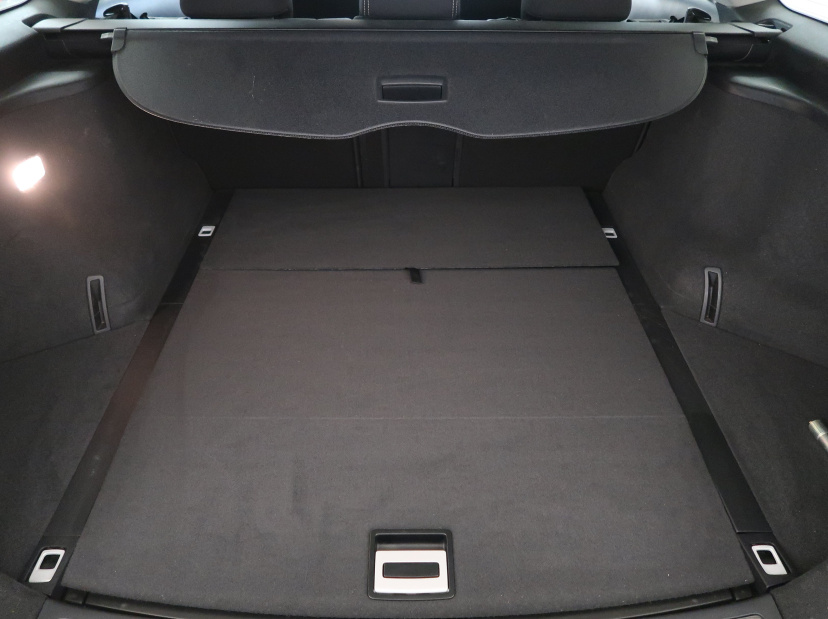Toyota Avensis, 2016