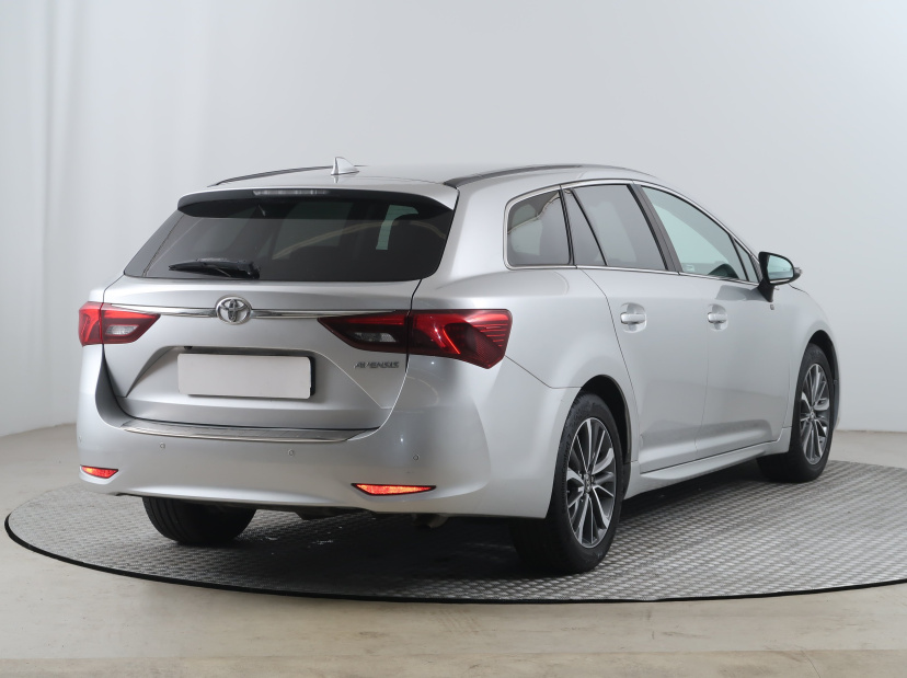 Toyota Avensis, 2016