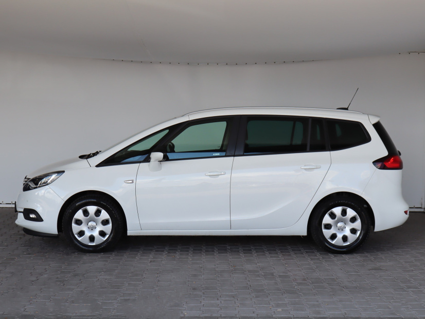 Opel Zafira Tourer, 2018