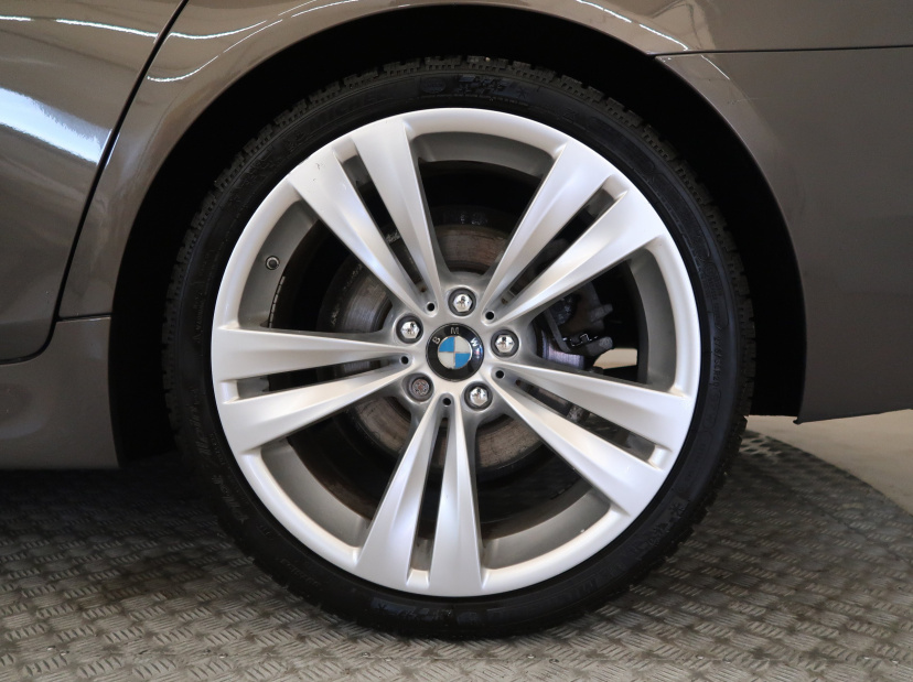 BMW 5, 2016