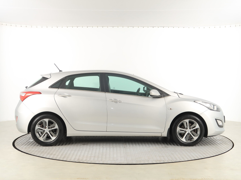 Hyundai i30, 2015