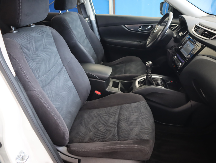 Nissan X-Trail, 2015