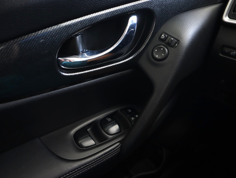 Nissan X-Trail, 2015