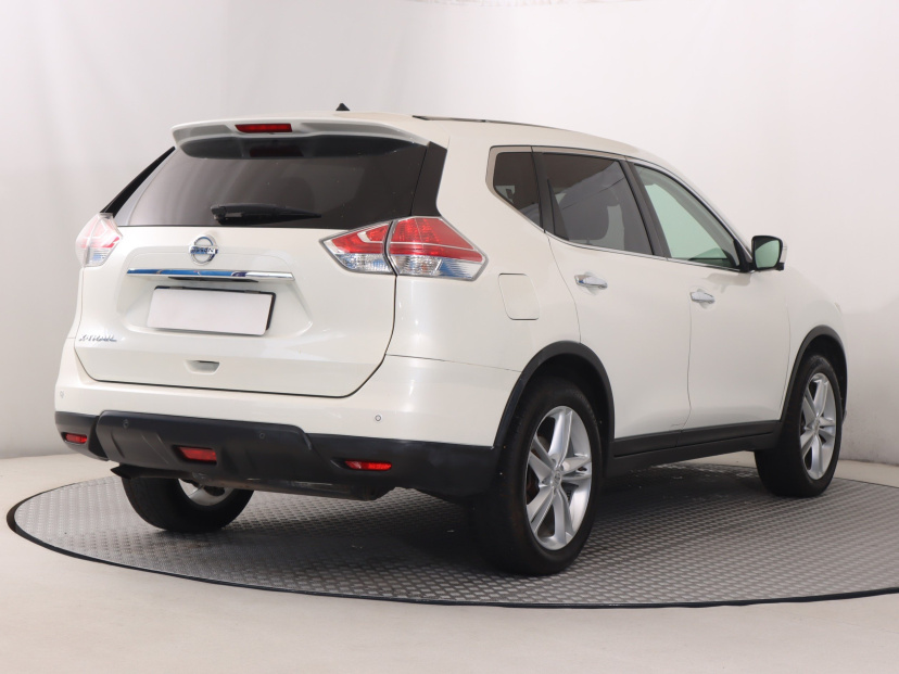 Nissan X-Trail, 2015
