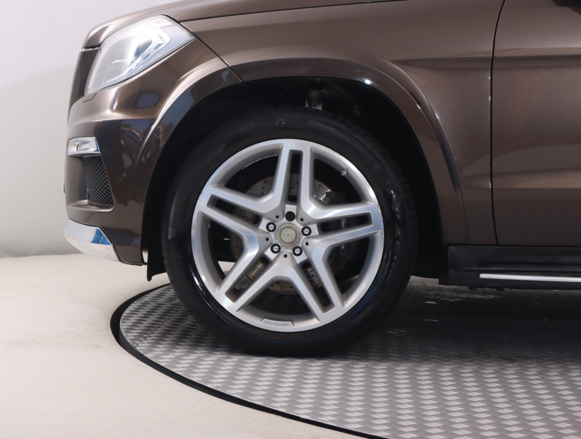 Mercedes-Benz GL, 2015