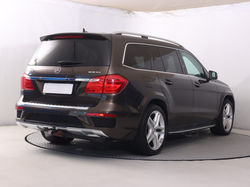 Mercedes-Benz GL, 2015
