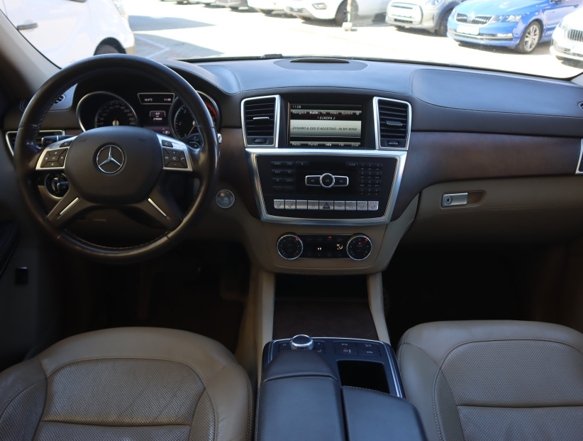 Mercedes-Benz GL, 2015