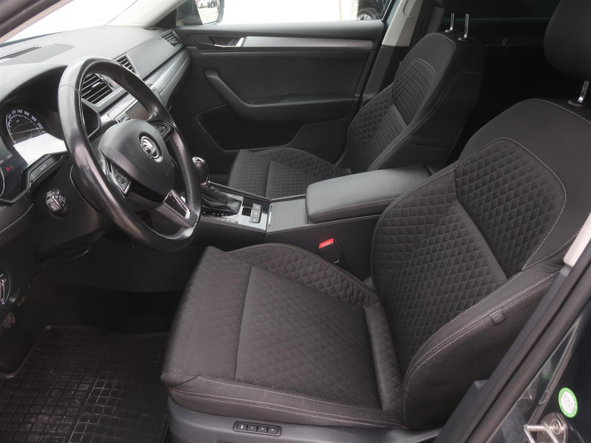 Škoda Superb, 2017