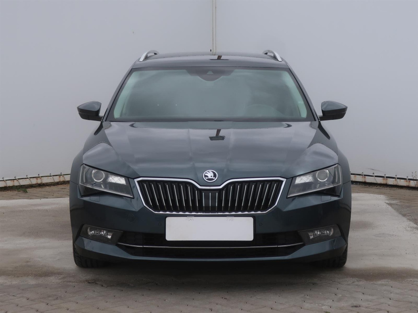 Škoda Superb, 2017