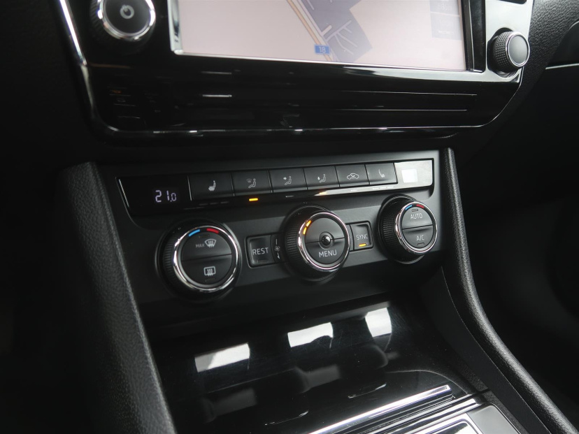 Škoda Superb, 2017