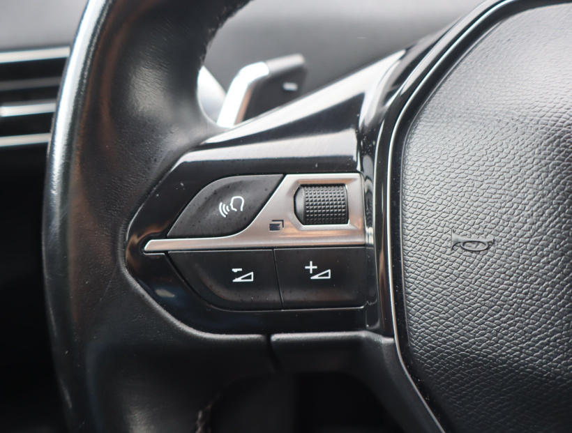 Peugeot 3008, 2017