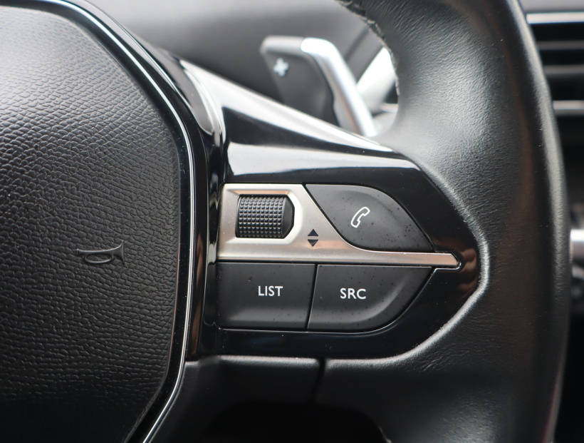 Peugeot 3008, 2017
