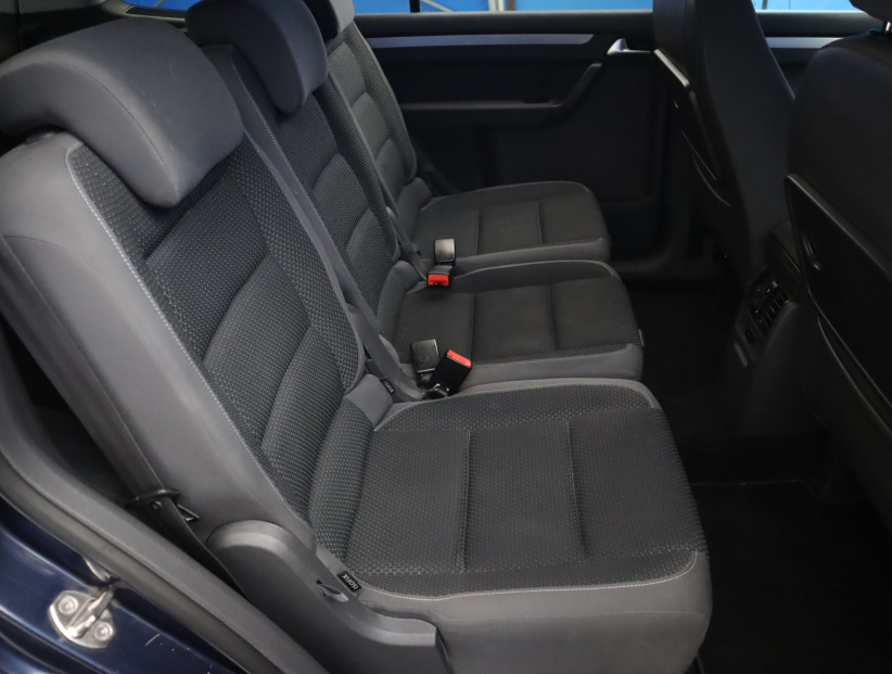 Volkswagen Touran, 2011