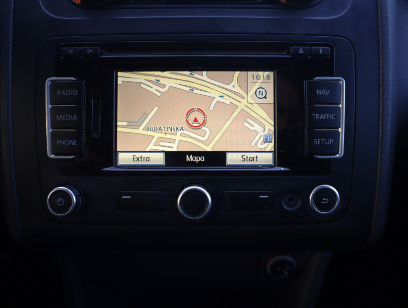Volkswagen Touran, 2011