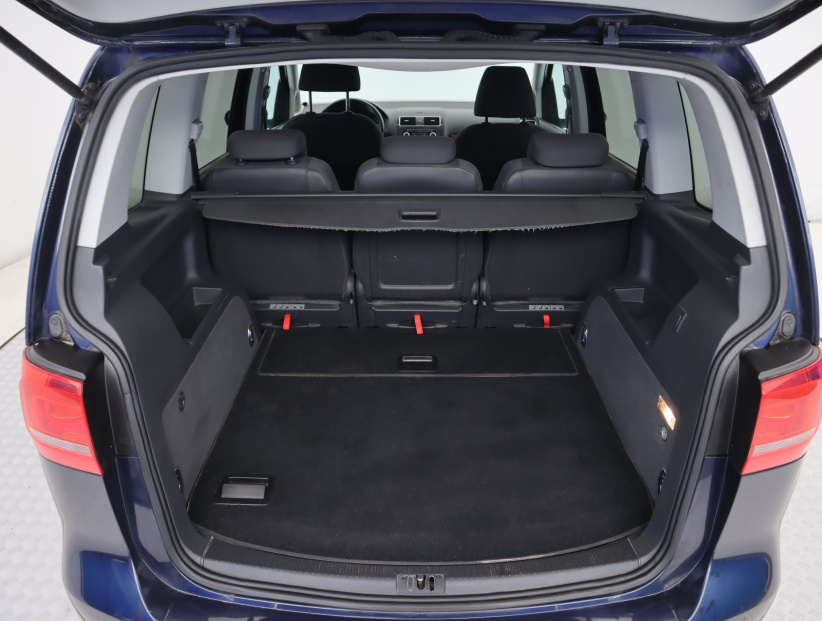 Volkswagen Touran, 2011