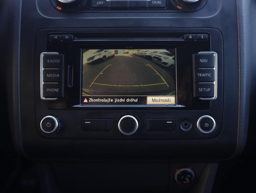 Volkswagen Touran, 2011