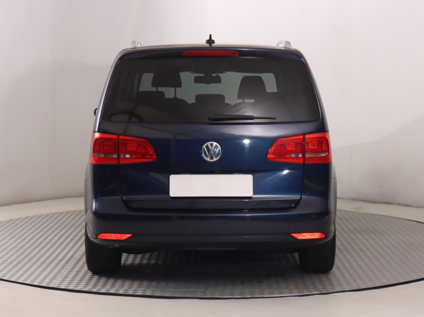 Volkswagen Touran, 2011