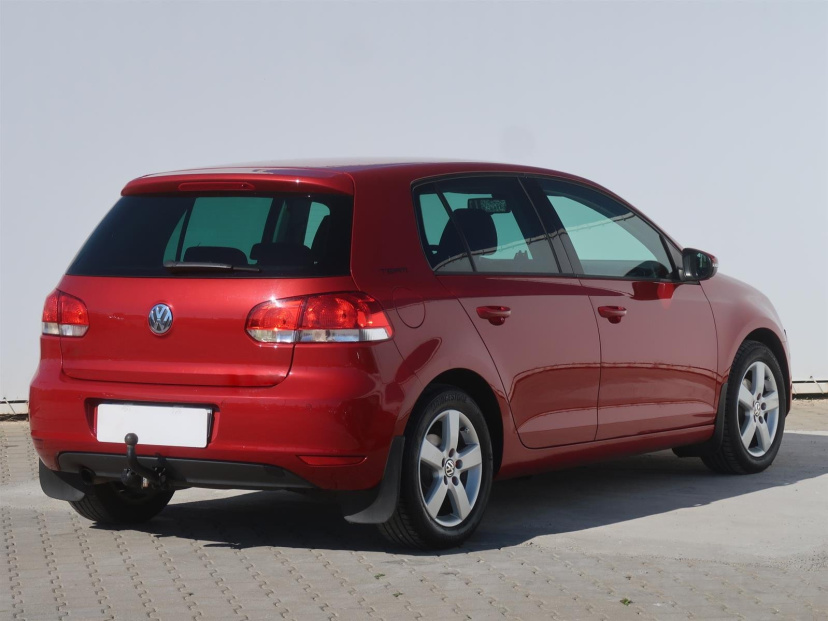Volkswagen Golf, 2010