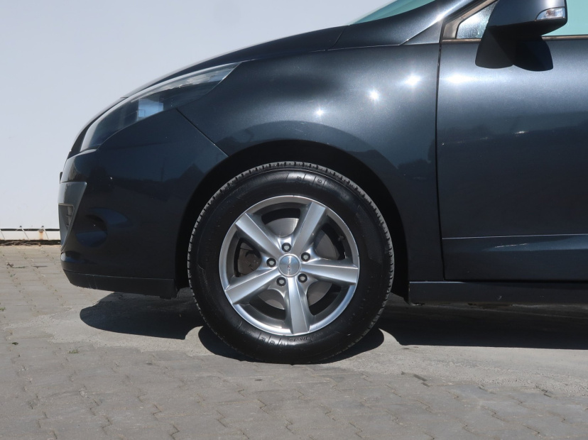 Renault Scenic, 2012