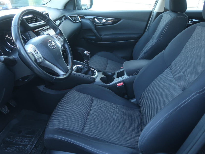 Nissan Qashqai, 2016