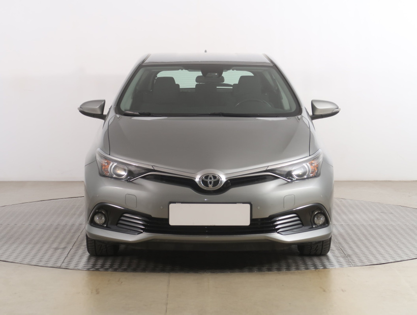 Toyota Auris, 2019