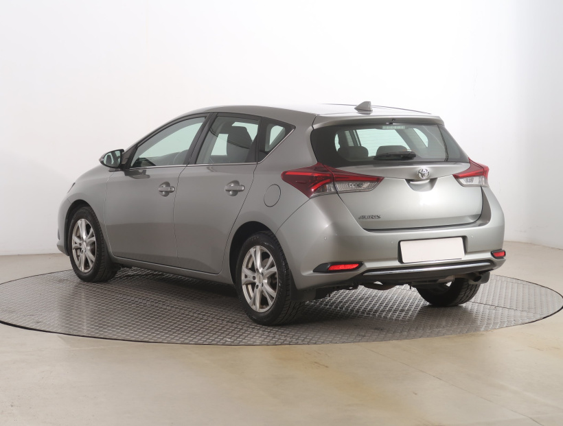 Toyota Auris, 2019