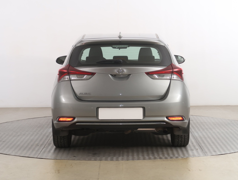 Toyota Auris, 2019