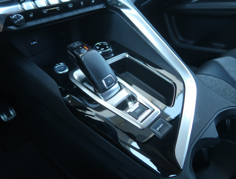 Peugeot 5008, 2018