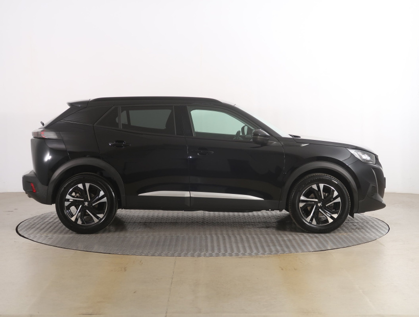Peugeot 2008, 2021