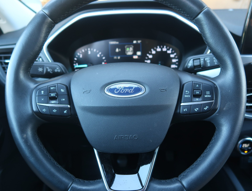Ford Kuga, 2020