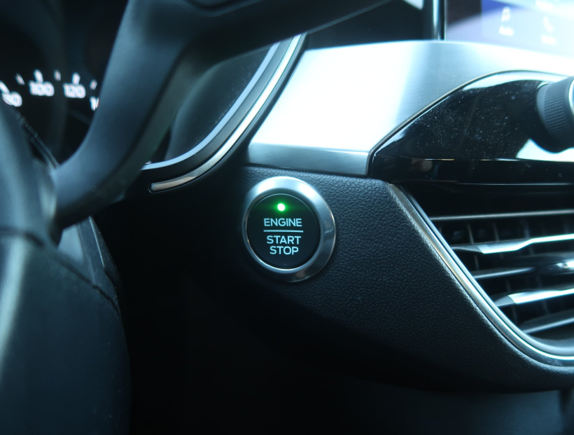 Ford Kuga, 2020