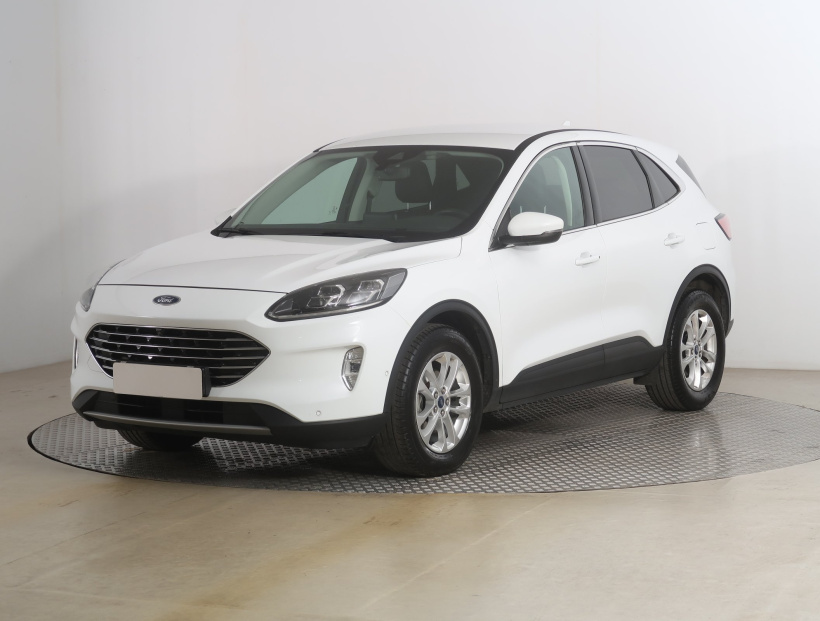 Ford Kuga, 2020