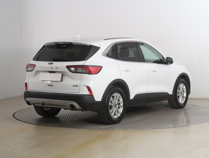 Ford Kuga, 2020