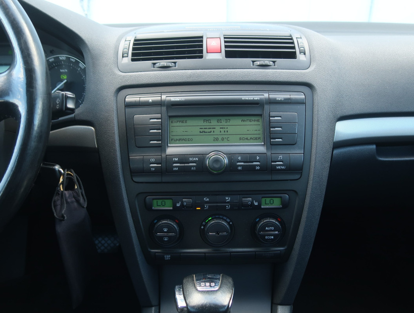 Škoda Octavia, 2006