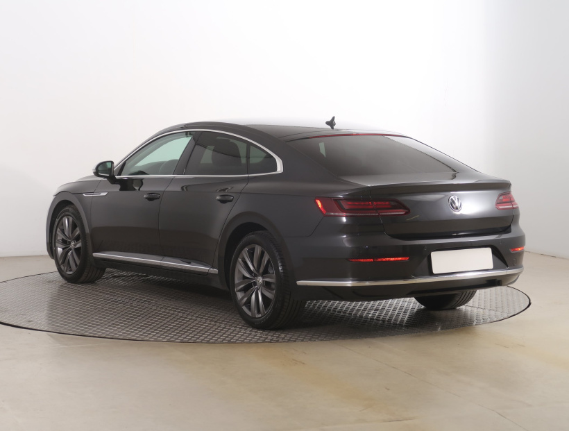 Volkswagen Arteon, 2019