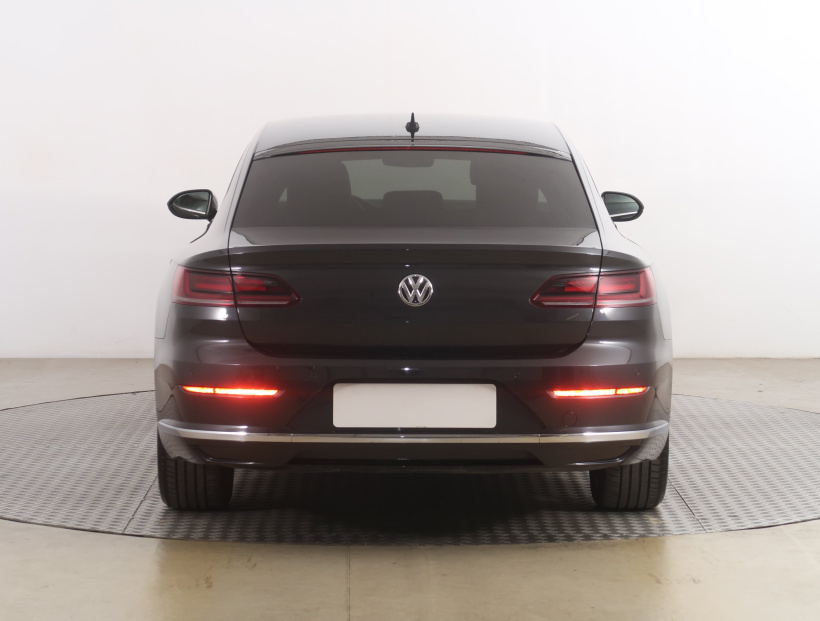Volkswagen Arteon, 2019