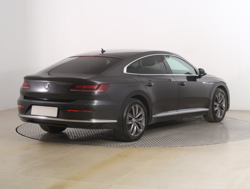 Volkswagen Arteon, 2019